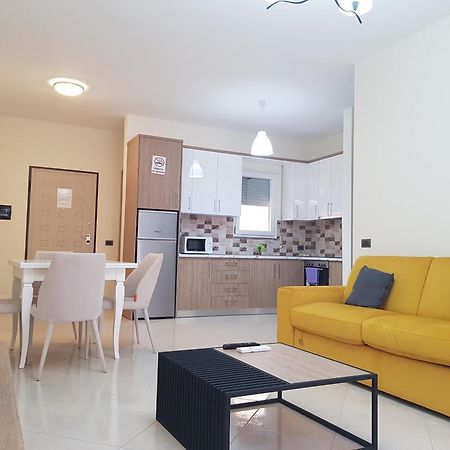Relax Apartments Golem Golem  Extérieur photo