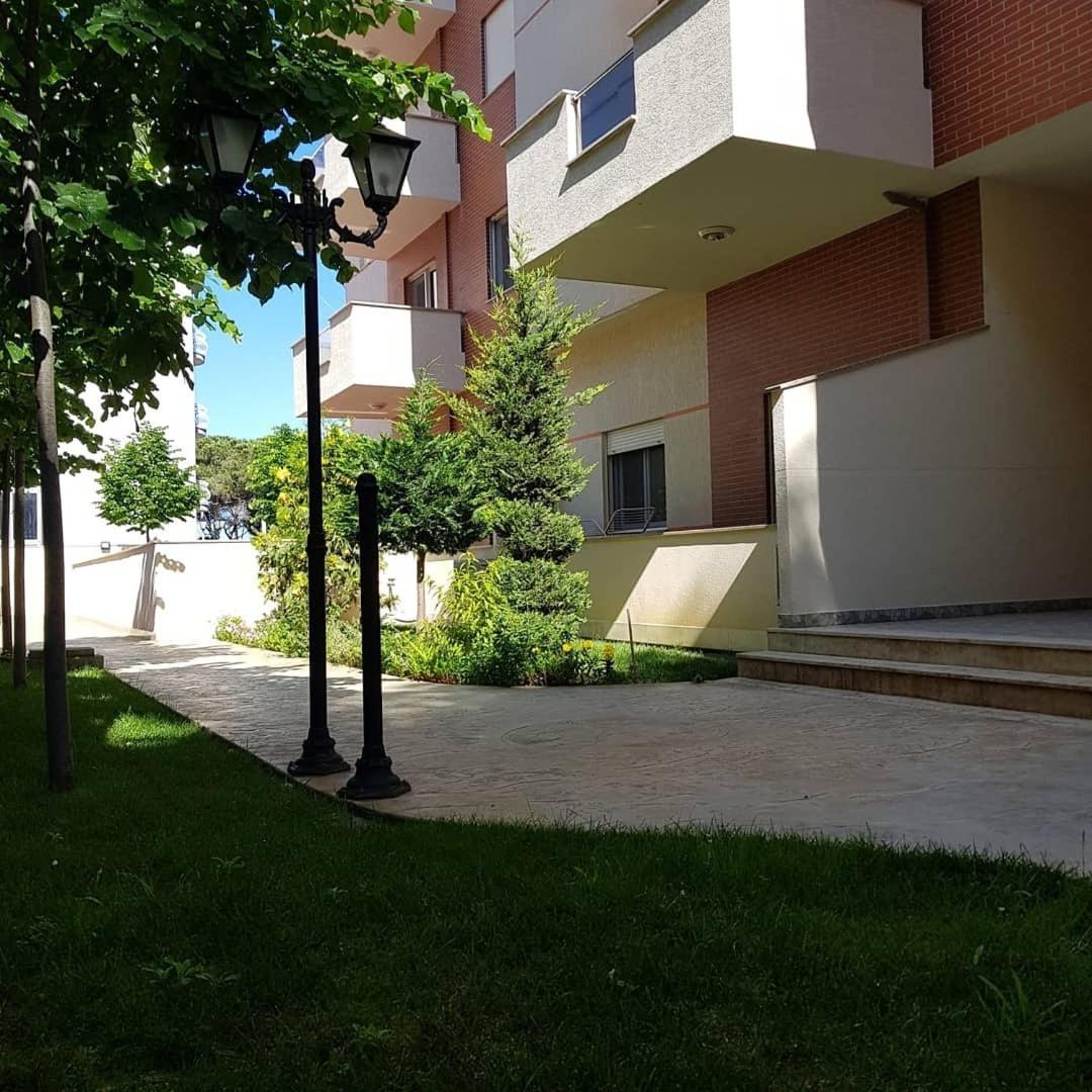 Relax Apartments Golem Golem  Extérieur photo