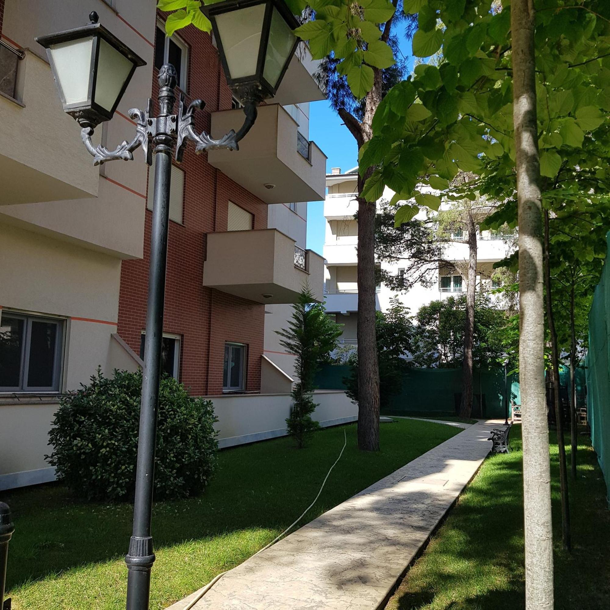 Relax Apartments Golem Golem  Extérieur photo